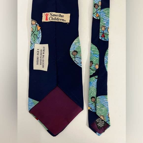 Blue Tie with Multicolor Design - Picture 3 of 9